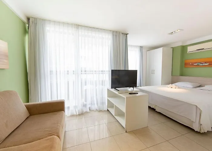 Suite Vista Mar No Golden Tower Natal Por Carpediem